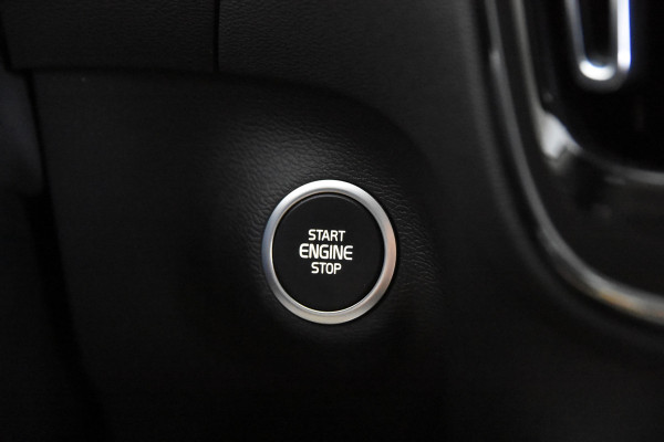 Volvo XC40 1.5 T4 Inscription *1ste Eigenaar*Navigatie*Stoelverwarming*Camera*
