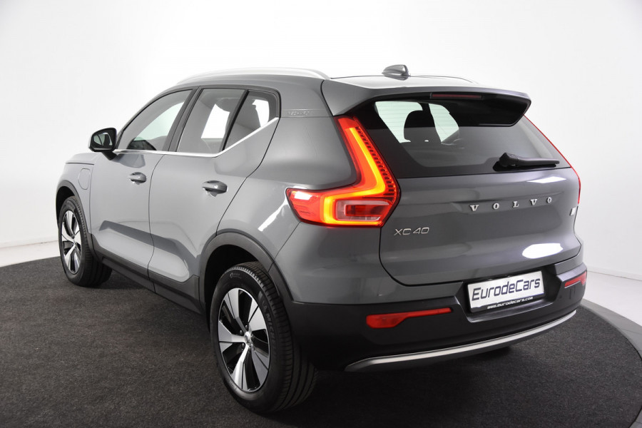 Volvo XC40 1.5 T4 Inscription *1ste Eigenaar*Navigatie*Stoelverwarming*Camera*