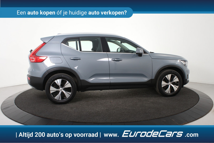 Volvo XC40 1.5 T4 Inscription *1ste Eigenaar*Navigatie*Stoelverwarming*Camera*