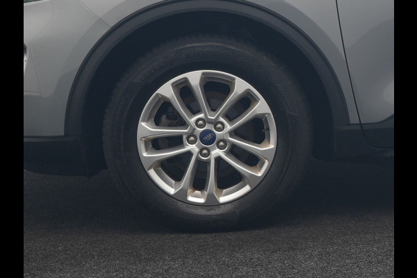 Ford Kuga 2.5 PHEV Titanium 225pk Dealer O.H. | Trekhaak Afn. | Panodak | Camera | Stoelen & Stuur Verwarmd | Apple Carplay | Keyless | Virtual | Cruise Control | Navigatie | DAB | Plug In Hybrid |