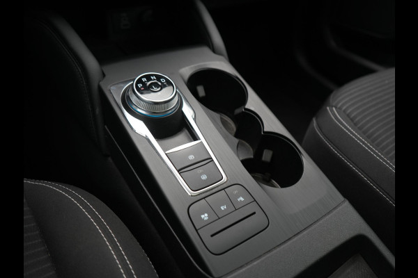 Ford Kuga 2.5 PHEV Titanium 225pk Dealer O.H. | Trekhaak Afn. | Panodak | Camera | Stoelen & Stuur Verwarmd | Apple Carplay | Keyless | Virtual | Cruise Control | Navigatie | DAB | Plug In Hybrid |
