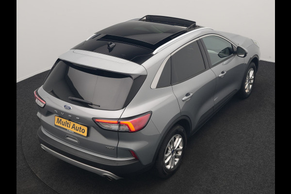 Ford Kuga 2.5 PHEV Titanium 225pk Dealer O.H. | Trekhaak Afn. | Panodak | Camera | Stoelen & Stuur Verwarmd | Apple Carplay | Keyless | Virtual | Cruise Control | Navigatie | DAB | Plug In Hybrid |