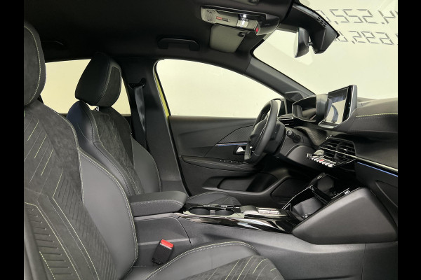 Peugeot e-208 EV GT 51 kWh | Long range | Stoelverwarming & Massage | Navigatie | Adaptieve Cruise Control |