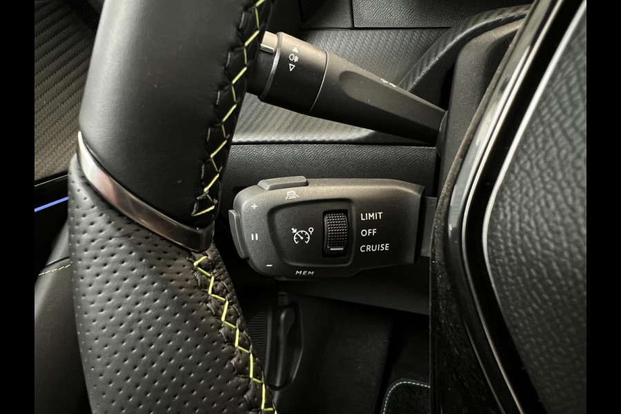 Peugeot e-208 EV GT 51 kWh | Long range | Stoelverwarming & Massage | Navigatie | Adaptieve Cruise Control |