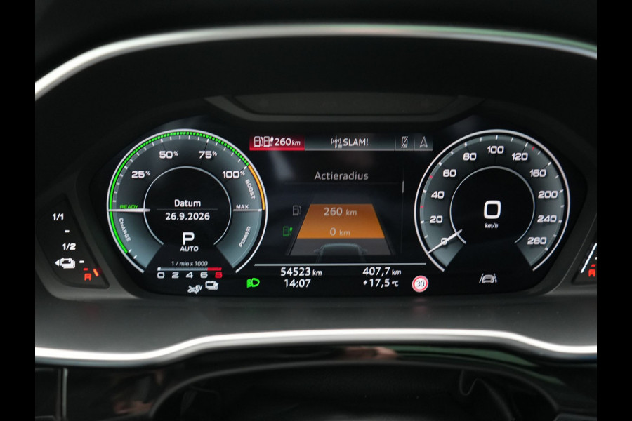 Audi Q3 45 TFSI e Advanced edition PHEV 245pk Dealer O.H | Panodak | 360 Camera | Blis | Voorstoelen Verwarmd | Sfeerverlichting | Cruise Control | DAB | Navigatie | Virtual | 17"L.M | Plug In Hybrid