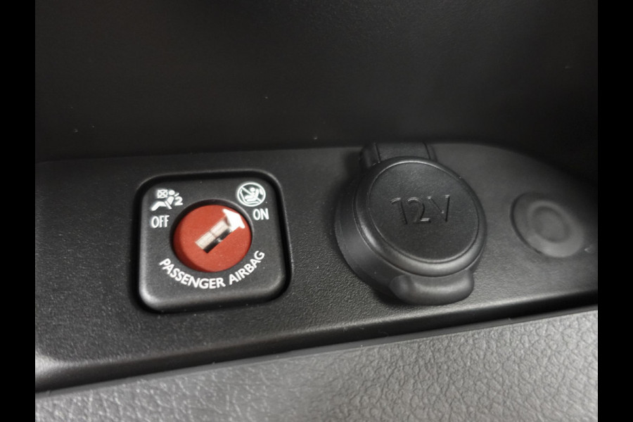 Peugeot e-Expert Long L3H1 Premium 75 kWh 3-zits Automaat Navigatie Airco Apple Carplay / Android auto Cruise control 3-zits