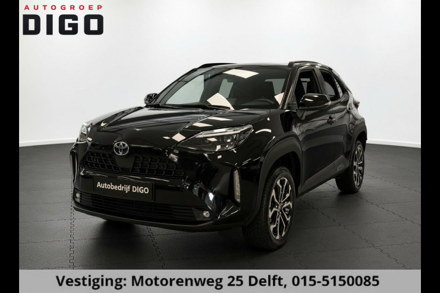 Toyota Yaris Cross 1.5 HYBRID DYNAMIC LUXURY BLACKSTYLE GARANTIE2035! NAVIGATIE . STUUR EN STOEL VERWARMING . PARKEERSENSOREN VOOR & ACHTER  .