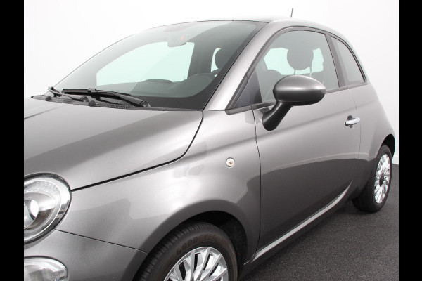 Fiat 500 1.0 Hybrid Lounge Plus Cruise control Panorama dak Parkeersensor achter Climate control Apple carplay / Andriod auto