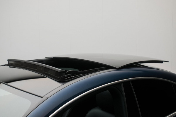 Mercedes-Benz CLA-Klasse 180 Business Solution Luxury NL-auto [ Panoramadak Sfeerverlichting Memory Carplay Camera Leder ]