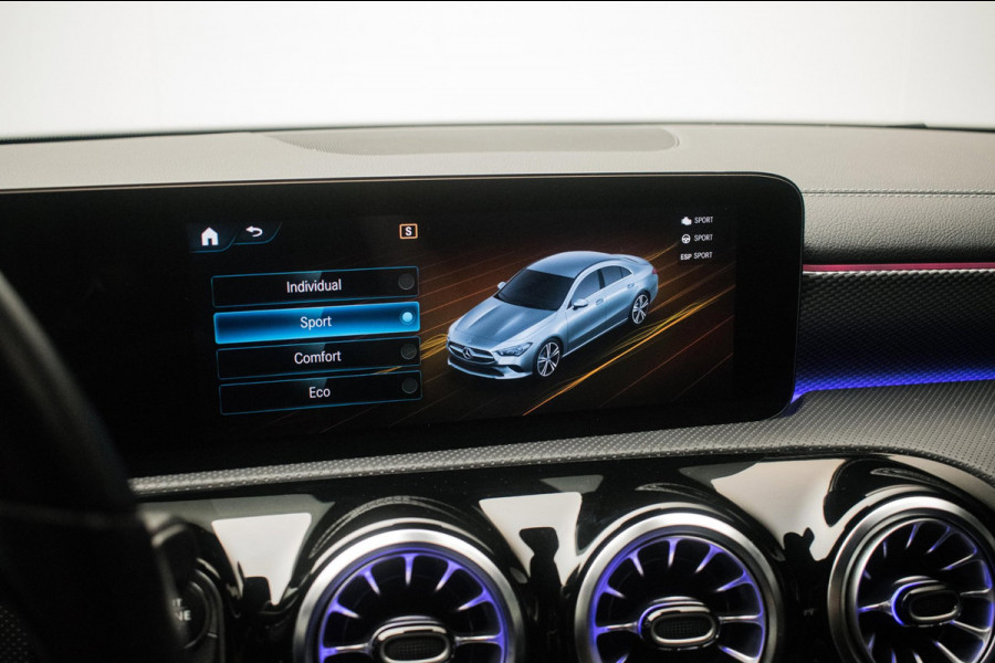 Mercedes-Benz CLA-Klasse 180 Business Solution Luxury NL-auto [ Panoramadak Sfeerverlichting Memory Carplay Camera Leder ]