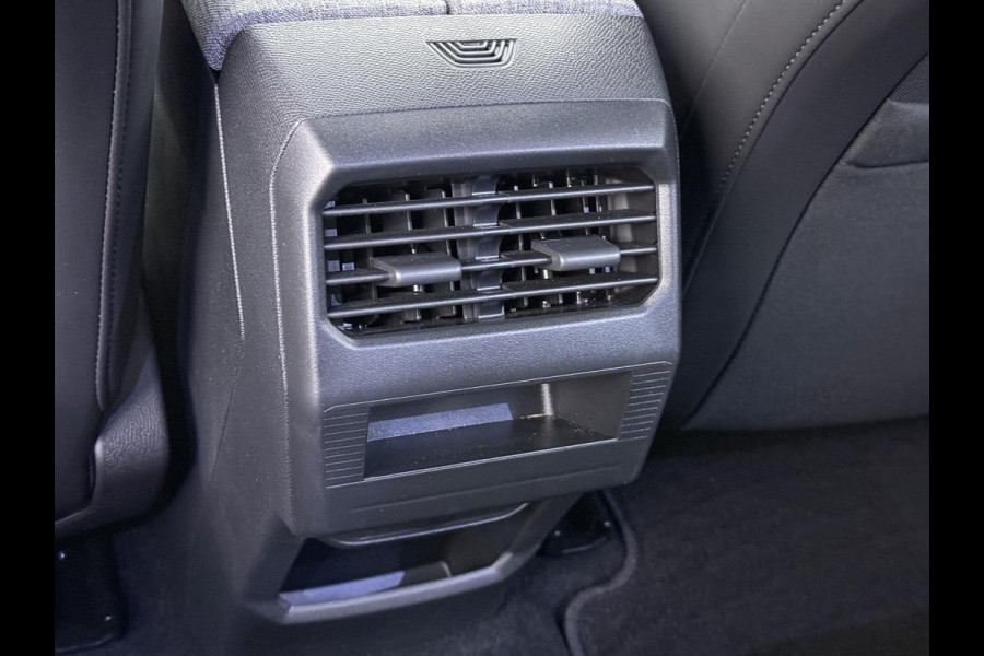 Peugeot E-3008 Allure 73 kWh SOH 94%| WARMTEPOMP |  DIRECT LEVERBAAR RIJKAAR GEMAAKT BIJ DE PEUGEOT DEALER | 360° CAMERA| | KEYLESS ENTRY | 18.685KM! | DIGI. DASH| DEALER ONDERHOUDEN | CARPLAY/ ANDROID AUTO|
