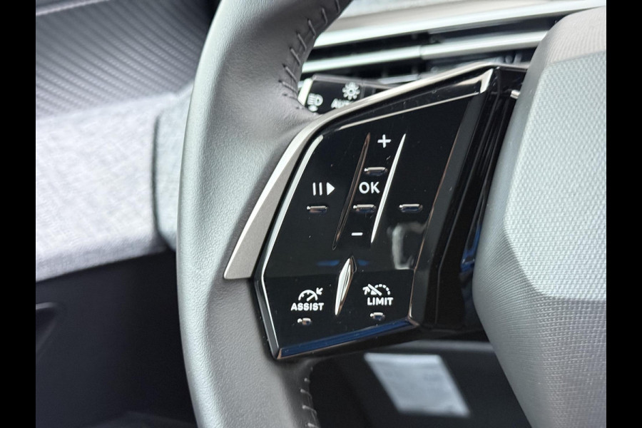 Peugeot E-3008 Allure 73 kWh SOH 94%| WARMTEPOMP |  DIRECT LEVERBAAR RIJKAAR GEMAAKT BIJ DE PEUGEOT DEALER | 360° CAMERA| | KEYLESS ENTRY | 18.685KM! | DIGI. DASH| DEALER ONDERHOUDEN | CARPLAY/ ANDROID AUTO|
