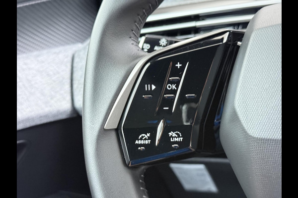 Peugeot E-3008 Allure 73 kWh SOH 94%| WARMTEPOMP |  DIRECT LEVERBAAR RIJKAAR GEMAAKT BIJ DE PEUGEOT DEALER | 360° CAMERA| | KEYLESS ENTRY | 18.685KM! | DIGI. DASH| DEALER ONDERHOUDEN | CARPLAY/ ANDROID AUTO|