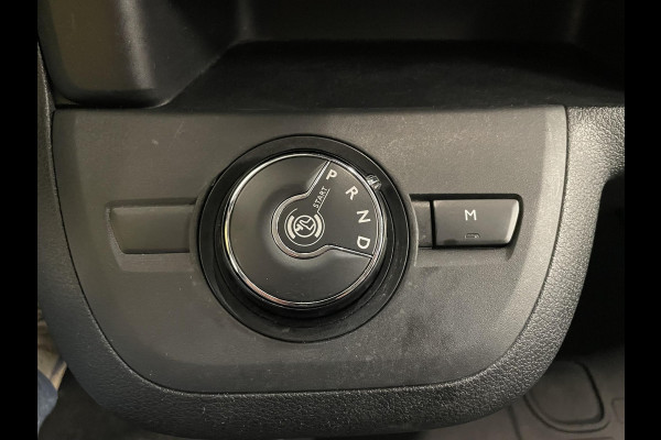 Peugeot Expert 2.0 BlueHDI 180pk Automaat Dubbele Cabine Navigatie Airco Climate Control Parkeer sensoren Trekhaak