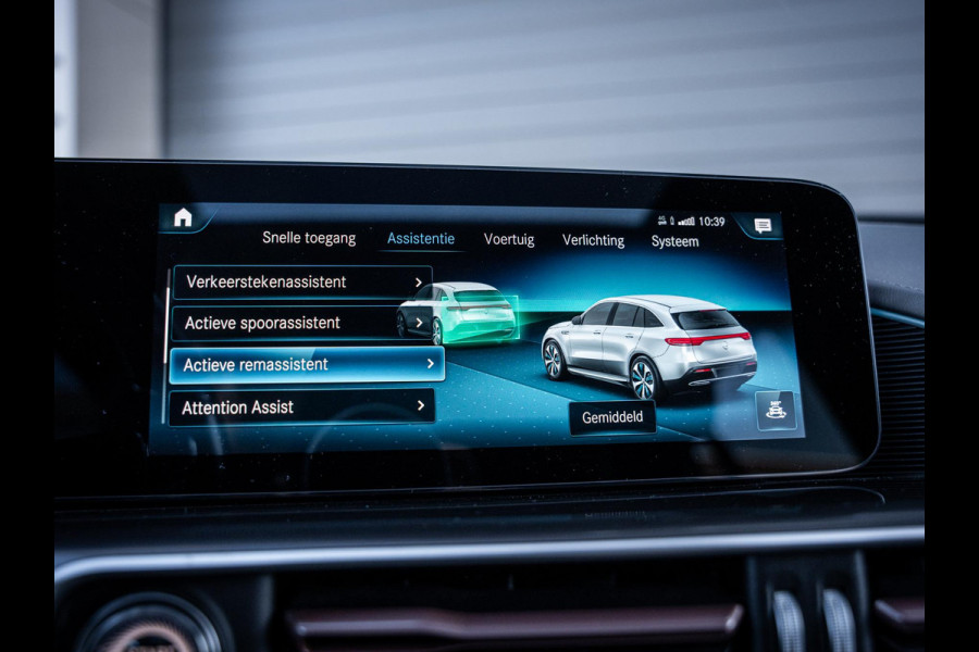 Mercedes-Benz EQC 400 4MATIC Premium Plus 80 kWh ///AMG - Burmester l Pano l Laser Shield