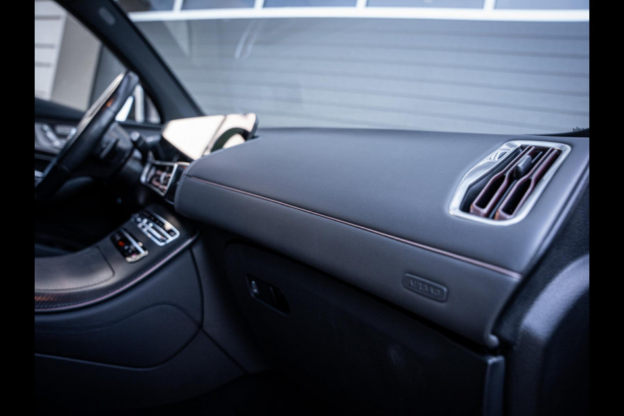 Mercedes-Benz EQC 400 4MATIC Premium Plus 80 kWh ///AMG - Burmester l Pano l Laser Shield
