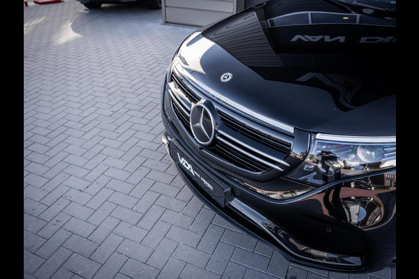 Mercedes-Benz EQC 400 4MATIC Premium Plus 80 kWh ///AMG - Burmester l Pano l Laser Shield