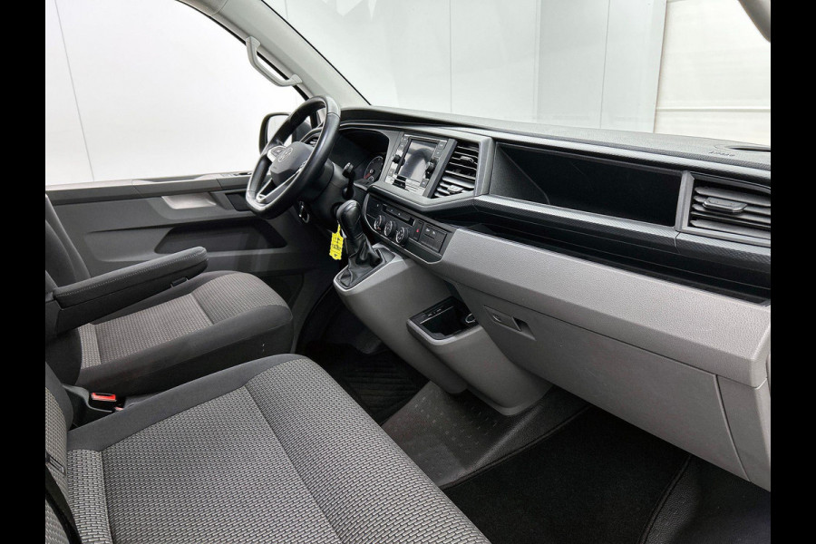 Volkswagen Transporter 2.0 TDI L2H1 Automaat Dubbele Cabine Airco Cruise Control Navigatie Parkeersensoren