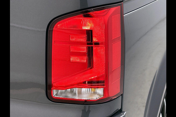 Volkswagen Transporter 2.0 TDI L2H1 Automaat Dubbele Cabine Airco Cruise Control Navigatie Parkeersensoren