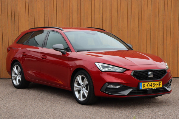 Seat Leon Sportstourer 1.5 TSI FR Launch Edition Org.NL camera el.klep stuur+stoelverw el.trekhaak