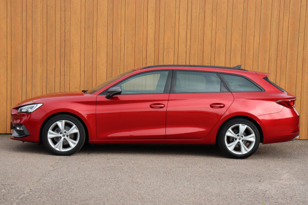 Seat Leon Sportstourer 1.5 TSI FR Launch Edition Org.NL camera el.klep stuur+stoelverw el.trekhaak