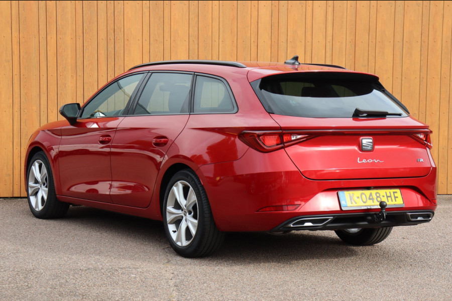 Seat Leon Sportstourer 1.5 TSI FR Launch Edition Org.NL camera el.klep stuur+stoelverw el.trekhaak