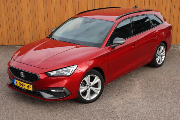 Seat Leon Sportstourer 1.5 TSI FR Launch Edition Org.NL camera el.klep stuur+stoelverw el.trekhaak