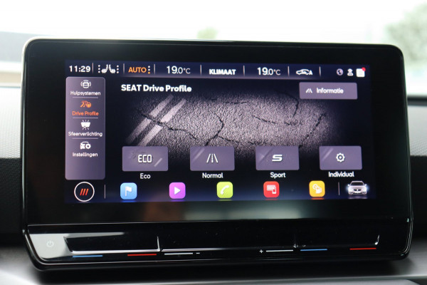 Seat Leon Sportstourer 1.5 TSI FR Launch Edition Org.NL camera el.klep stuur+stoelverw el.trekhaak