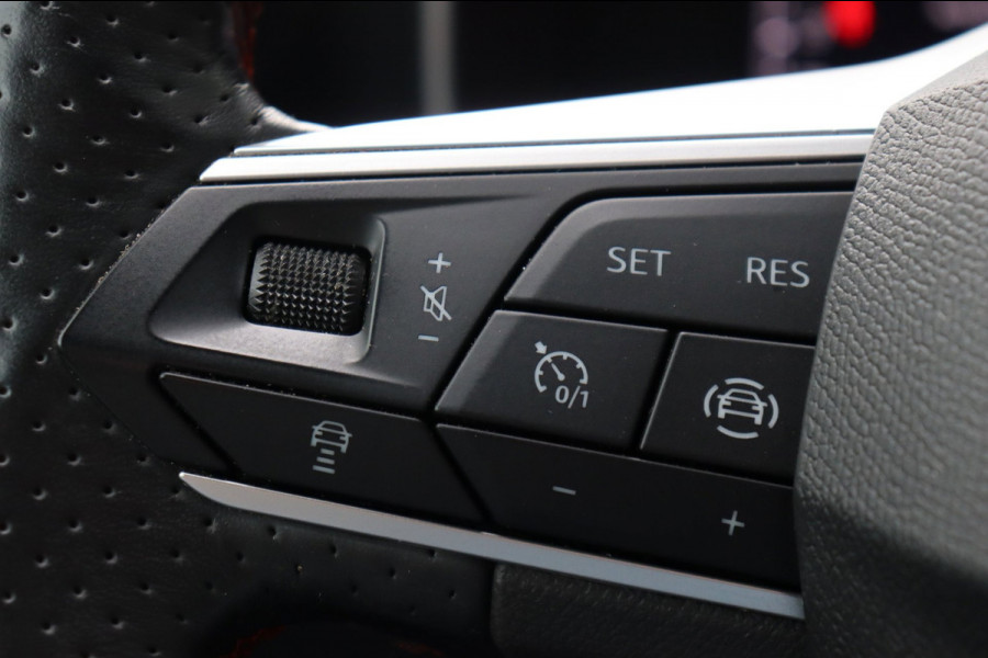 Seat Leon Sportstourer 1.5 TSI FR Launch Edition Org.NL camera el.klep stuur+stoelverw el.trekhaak
