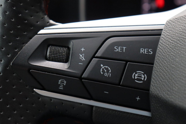 Seat Leon Sportstourer 1.5 TSI FR Launch Edition Org.NL camera el.klep stuur+stoelverw el.trekhaak