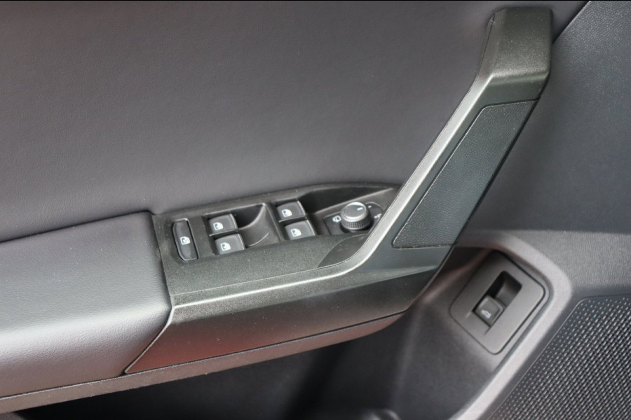 Seat Leon Sportstourer 1.5 TSI FR Launch Edition Org.NL camera el.klep stuur+stoelverw el.trekhaak