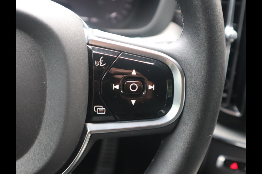 Volvo XC60 2.0 B4 R-Design Navi / Carplay / Camera / Elekramen / Keyless / Leder / 21''LM / BTW auto  / Mild-Hybride