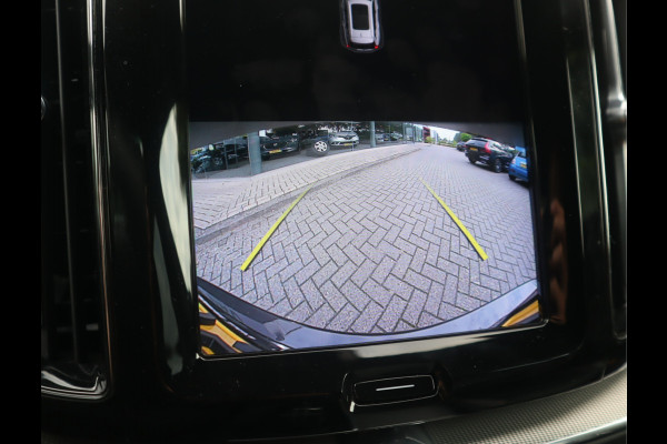 Volvo XC60 2.0 B4 R-Design Navi / Carplay / Camera / Elekramen / Keyless / Leder / 21''LM / BTW auto  / Mild-Hybride
