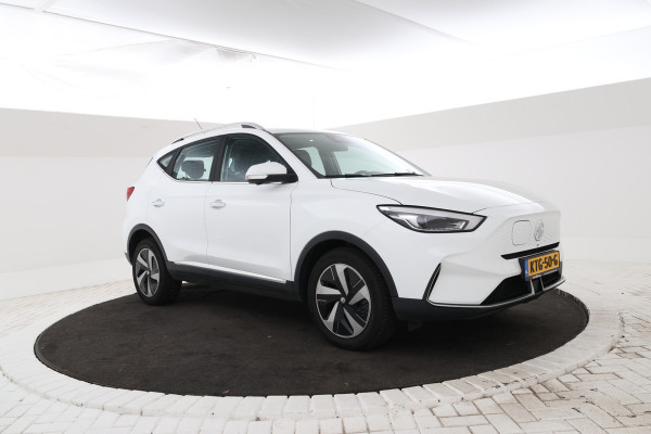 MG Mg zs ev EV Long Range Luxury 70 kWh Panorama, 360 camera, Apple carplay!