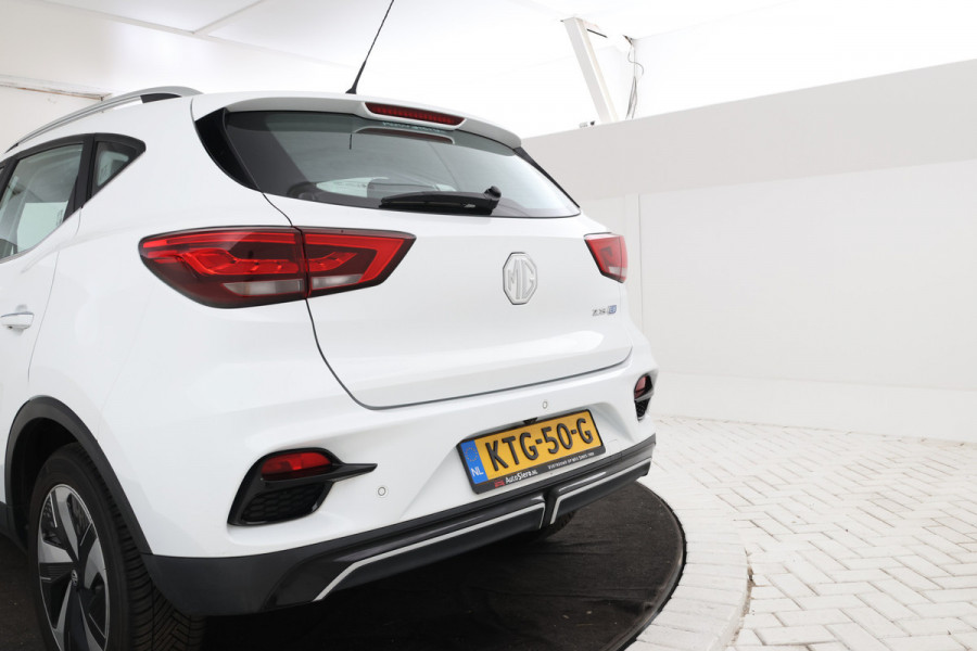 MG Mg zs ev EV Long Range Luxury 70 kWh Panorama, 360 camera, Apple carplay!
