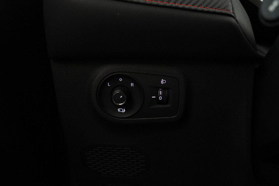 MG Mg zs ev EV Long Range Luxury 70 kWh Panorama, 360 camera, Apple carplay!