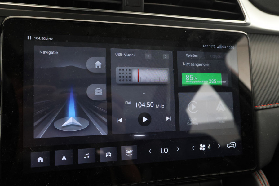 MG Mg zs ev EV Long Range Luxury 70 kWh Panorama, 360 camera, Apple carplay!