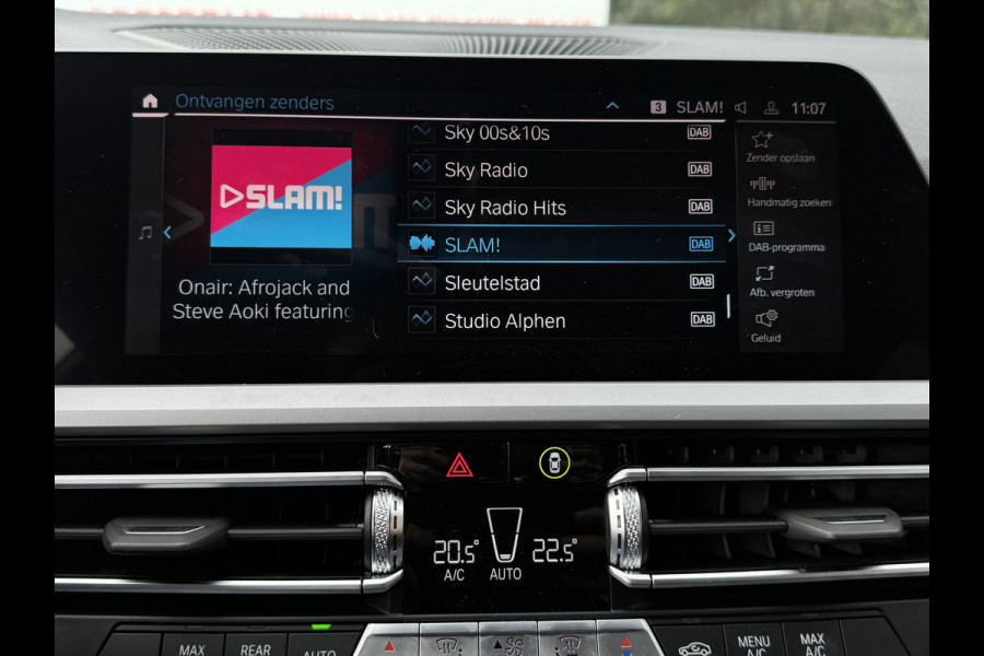 BMW 3 Serie Touring 320e HYBRID AUT. BUSINESS SPORT LEDER/CAMERA/CARPLAY