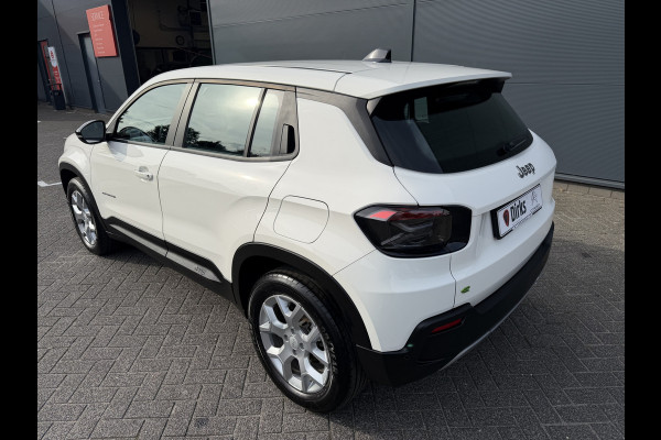 Jeep Avenger 1.2 e-Hybrid Altitude (Elektrische Klep - JBL - Keyless Entry - Adaptieve Cruise Controle - LED - Automatische Airco - Navigatie