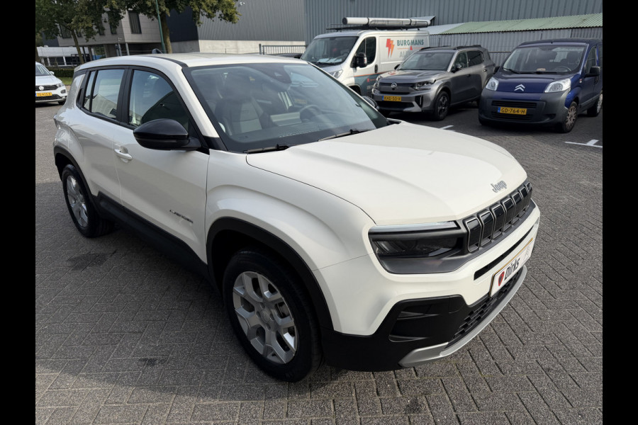 Jeep Avenger 1.2 e-Hybrid Altitude (Elektrische Klep - JBL - Keyless Entry - Adaptieve Cruise Controle - LED - Automatische Airco - Navigatie