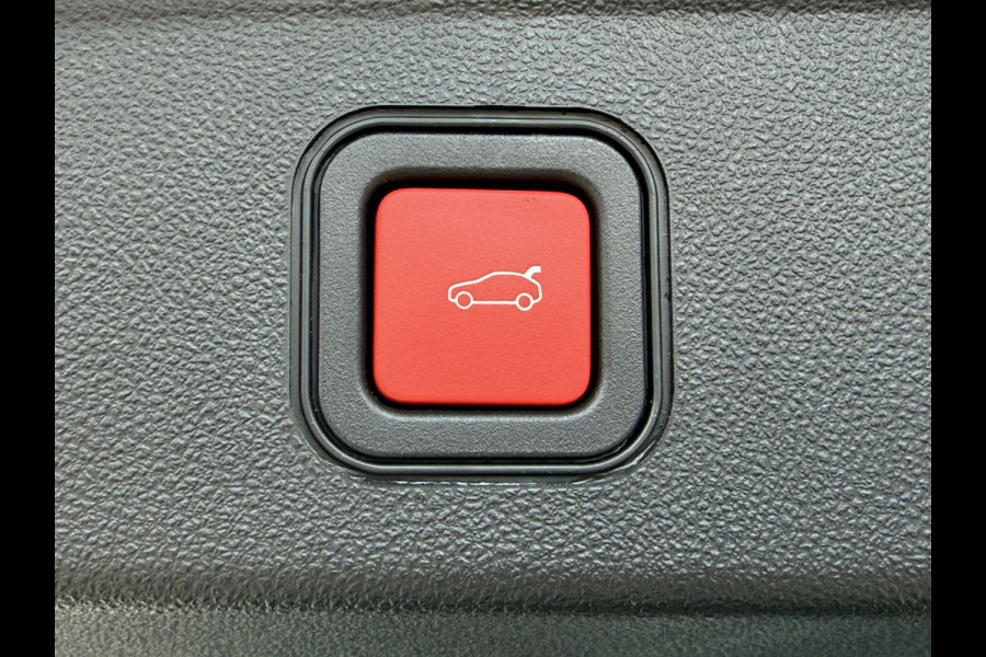 Jeep Avenger 1.2 e-Hybrid Altitude (Elektrische Klep - JBL - Keyless Entry - Adaptieve Cruise Controle - LED - Automatische Airco - Navigatie