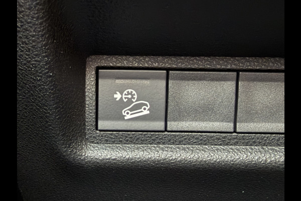 Jeep Avenger 1.2 e-Hybrid Altitude (Elektrische Klep - JBL - Keyless Entry - Adaptieve Cruise Controle - LED - Automatische Airco - Navigatie