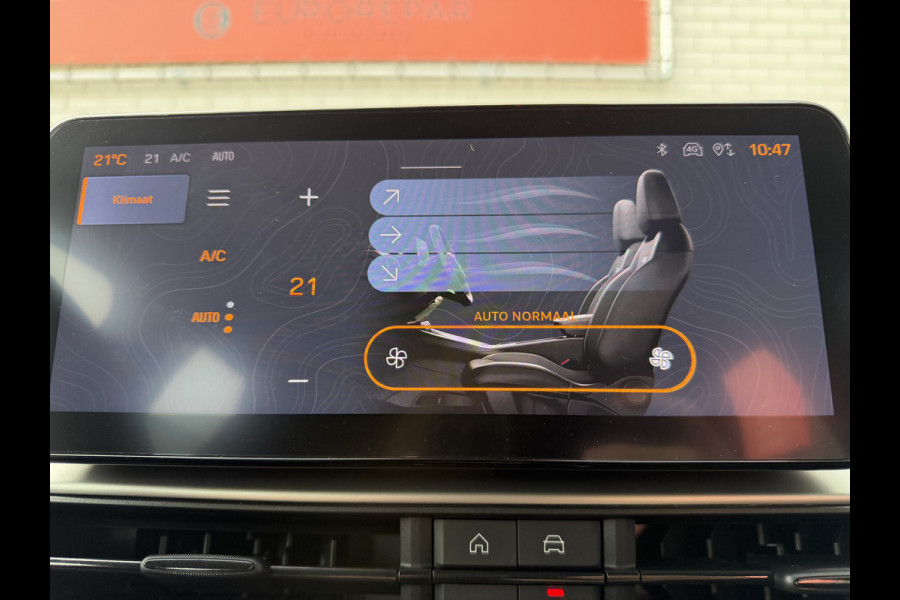 Jeep Avenger 1.2 e-Hybrid Altitude (Elektrische Klep - JBL - Keyless Entry - Adaptieve Cruise Controle - LED - Automatische Airco - Navigatie