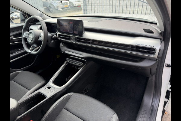Jeep Avenger 1.2 e-Hybrid Altitude (Elektrische Klep - JBL - Keyless Entry - Adaptieve Cruise Controle - LED - Automatische Airco - Navigatie