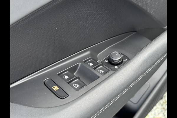 CUPRA Terramar 1.5 TSIe 150PK DSG BUSINESS HEAD-UP/NAVI/CAMERA/LEDER/MATRIX