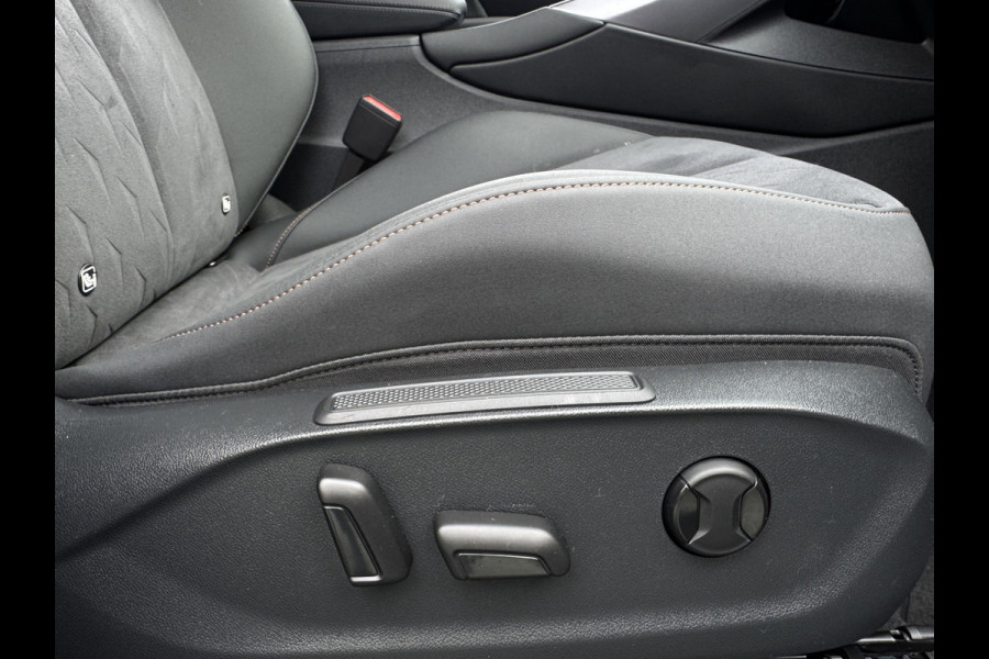 CUPRA Terramar 1.5 TSIe 150PK DSG BUSINESS HEAD-UP/NAVI/CAMERA/LEDER/MATRIX