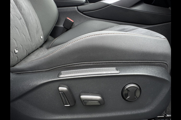 CUPRA Terramar 1.5 TSIe 150PK DSG BUSINESS HEAD-UP/NAVI/CAMERA/LEDER/MATRIX