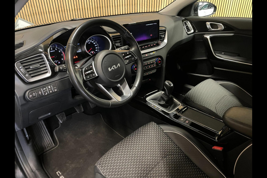 Kia Ceed Sportswagon 1.0 T-GDi DynamicPlusLine|LEDER|CARPLAY|CAMERA|CRUISE|CLIMATE|STOEL+STUURVERW|NAVI|NAP|NL-AUTO|IN.BTW|1e EIG|