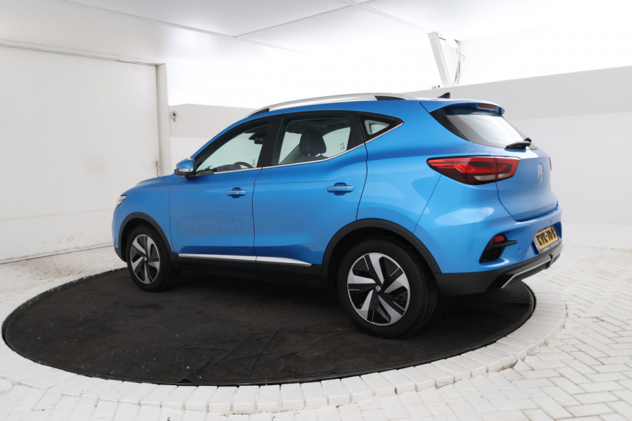 MG Mg zs ev EV Long Range Luxury 70 kWh Panorama, 360 camera, Apple carplay!