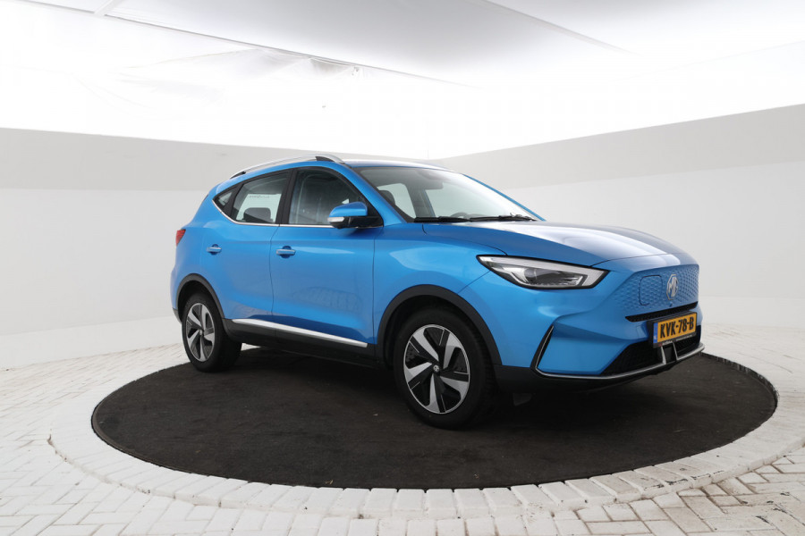 MG Mg zs ev EV Long Range Luxury 70 kWh Panorama, 360 camera, Apple carplay!